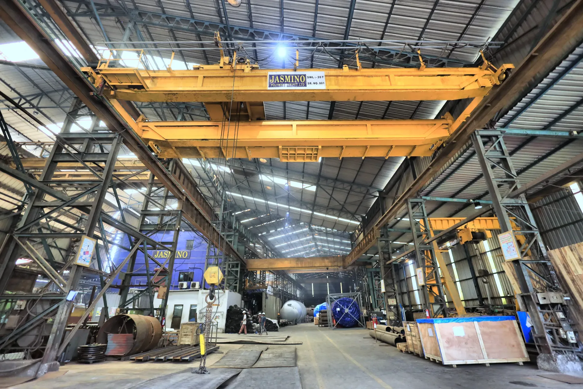 Jasmino fabrication floor panoramic